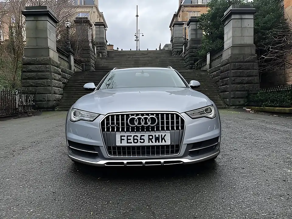 Used 2015 Audi A6 Allroad Silver - Interior and Exterior details 4