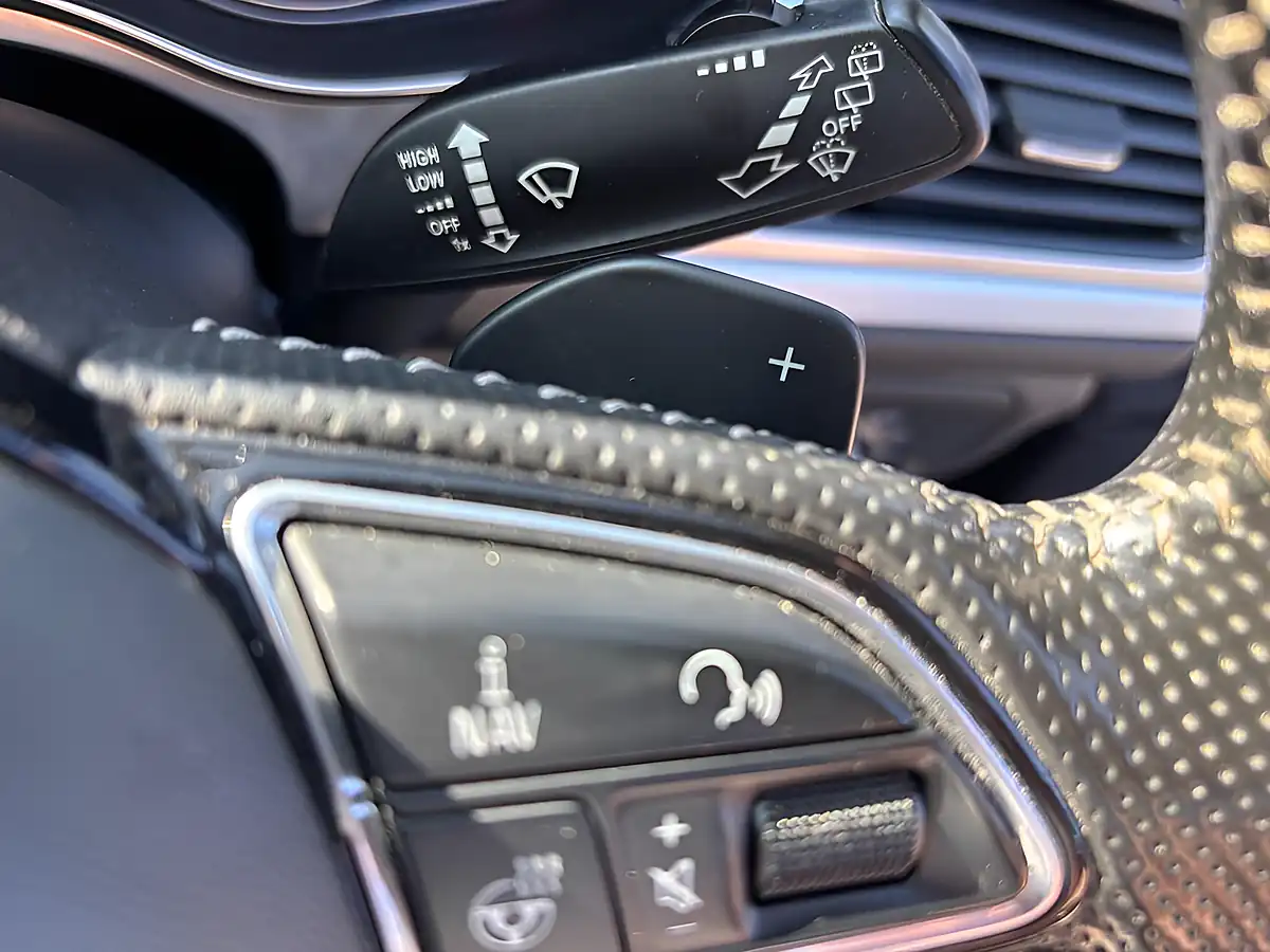 Used 2015 Audi A6 Avant S Line Blue - Interior and Exterior details 16