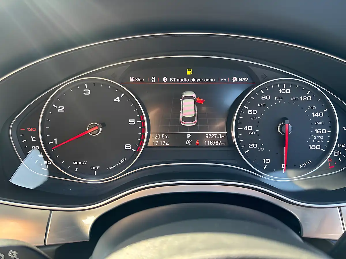 Used 2015 Audi A6 Avant S Line Blue - Interior and Exterior details 19
