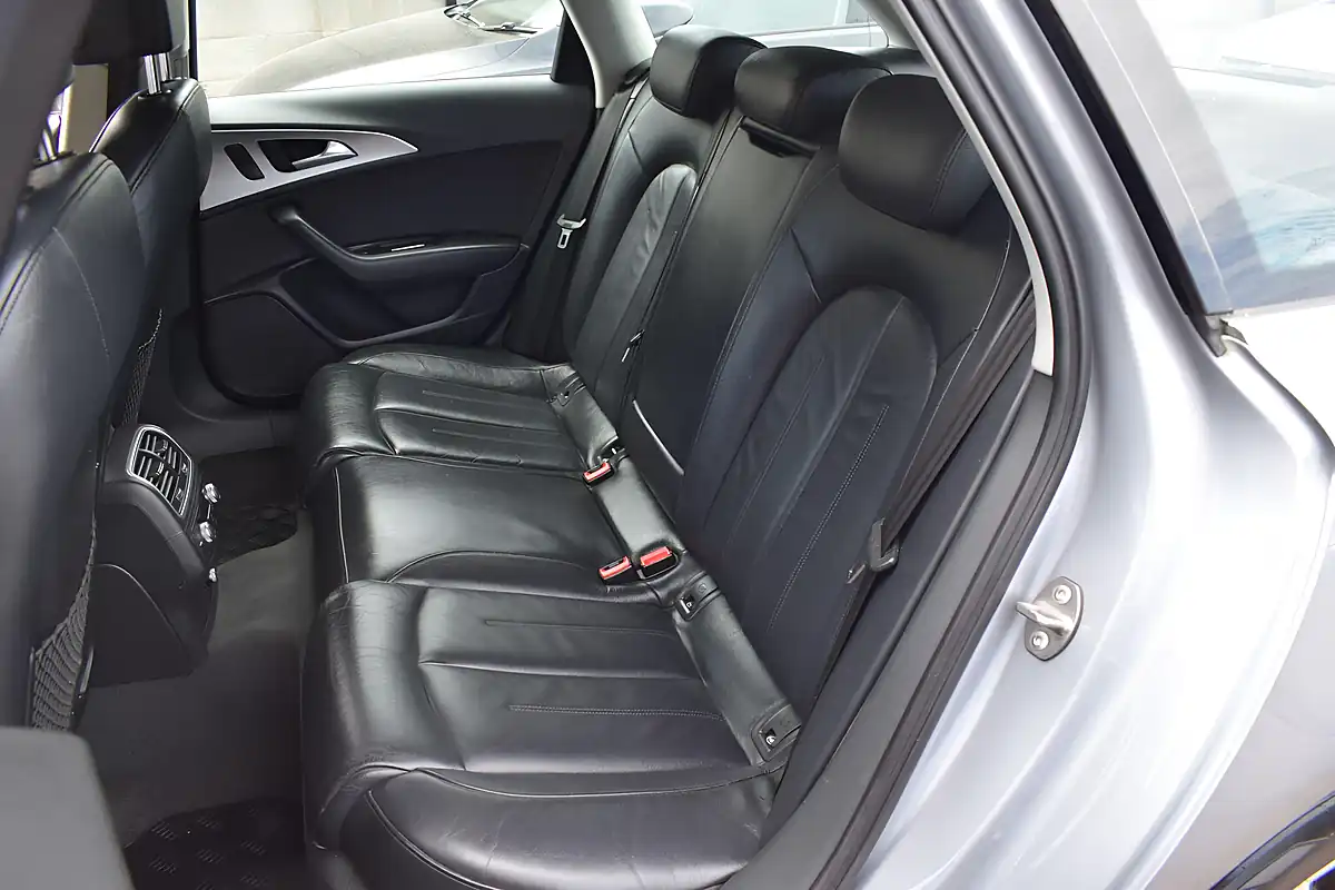 Used 2015 Audi A6 Avant Se Grey - Interior and Exterior details 12