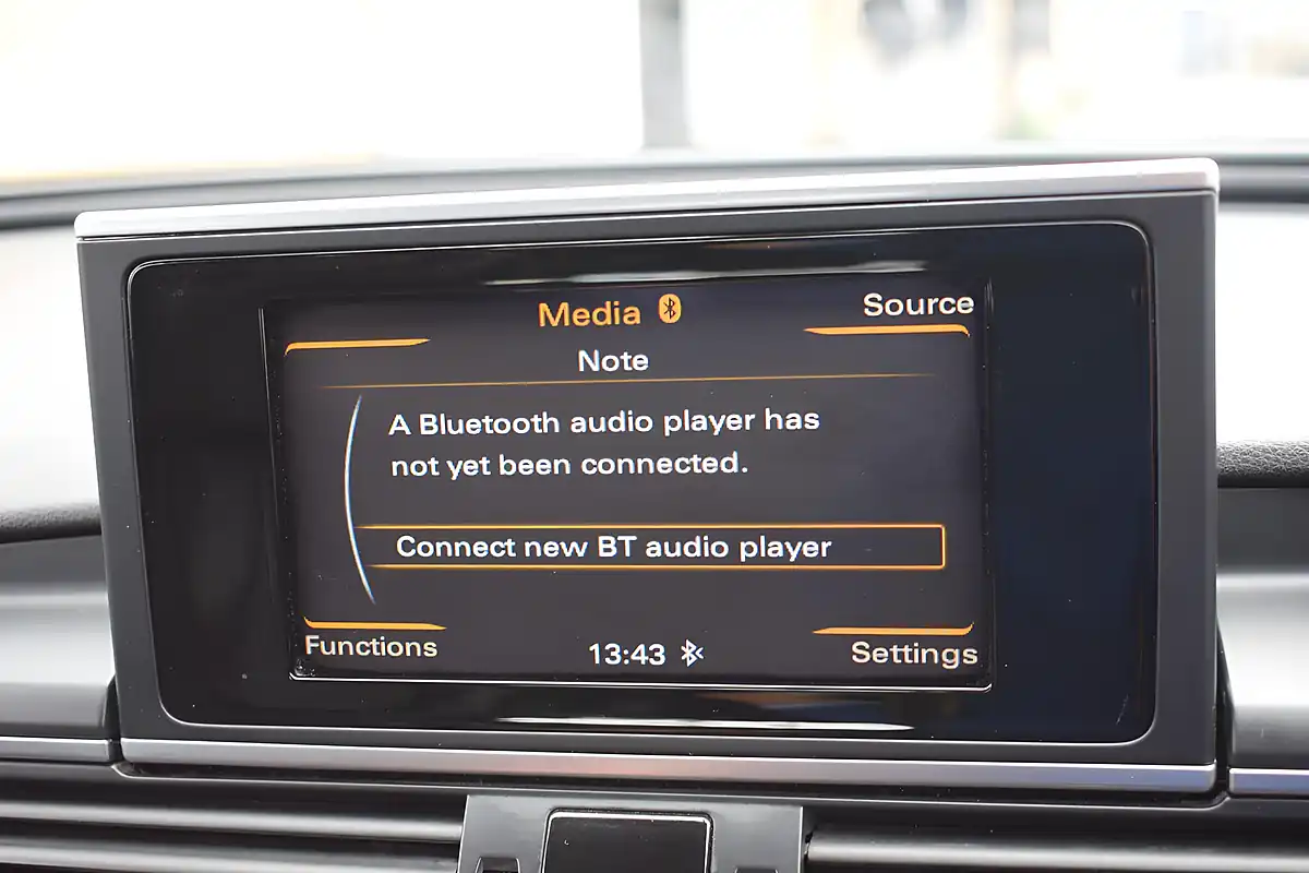 Used 2015 Audi A6 Avant Se Grey - Interior and Exterior details 17
