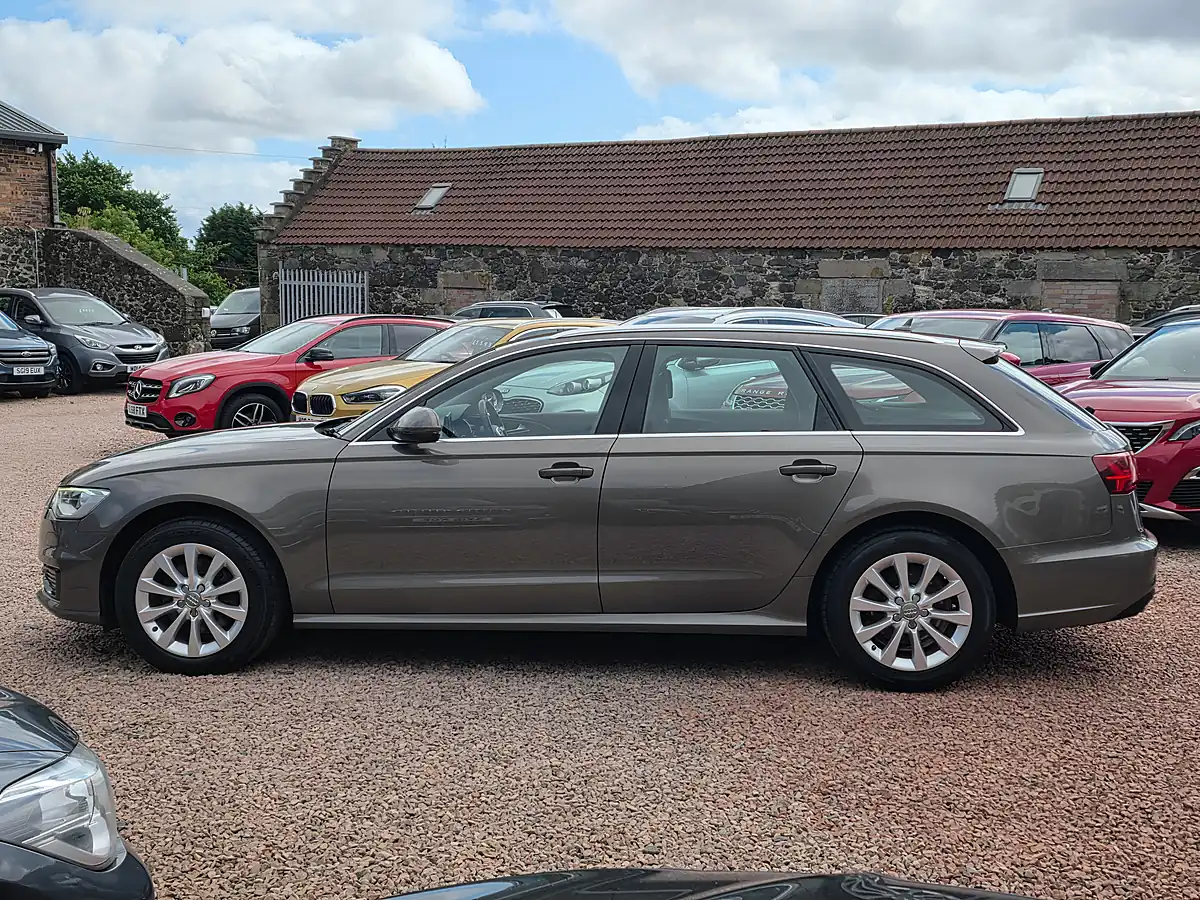 Used 2015 Audi A6 Avant Se Grey - Interior and Exterior details 14