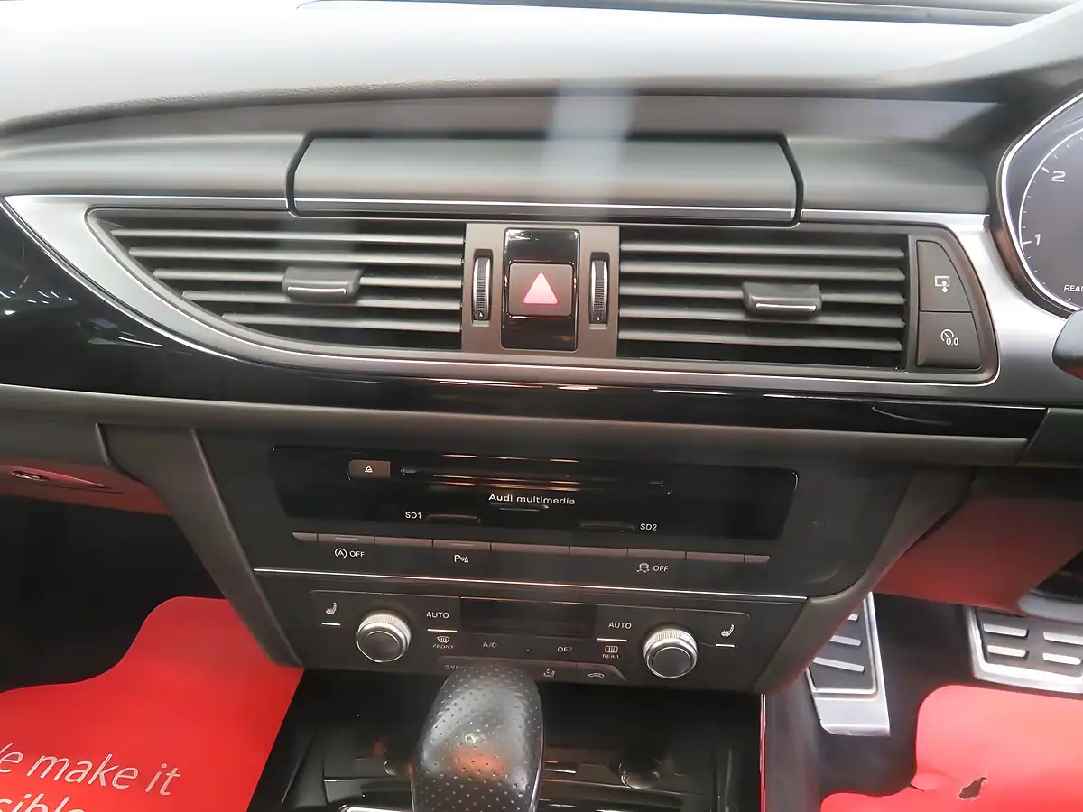 Used 2015 Audi A6 Saloon Black Edition Blue - Interior and Exterior details 14