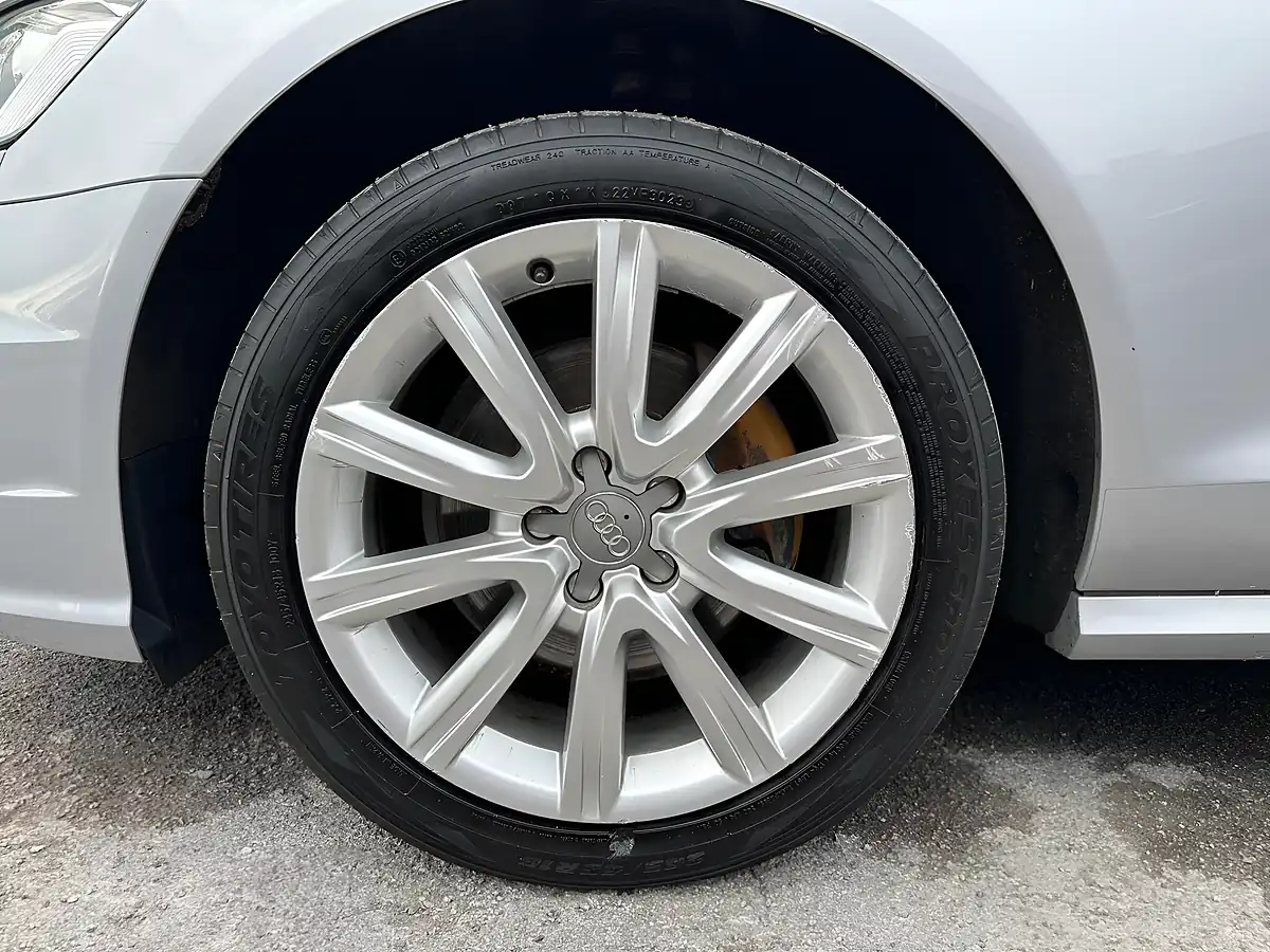 Used 2015 Audi A6 Saloon Se Silver - Interior and Exterior details 19