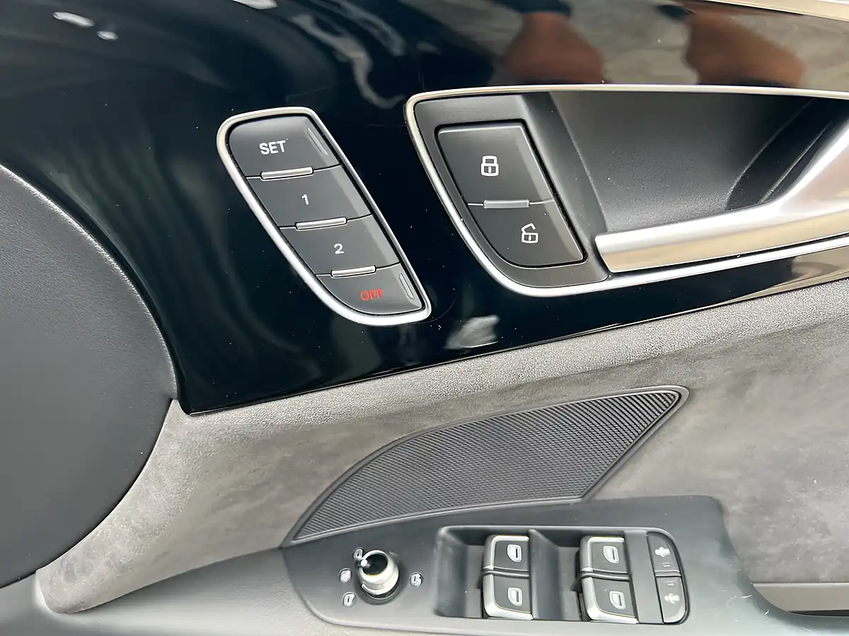 Used 2015 Audi A7 Black Edition Black - Interior and Exterior details 14