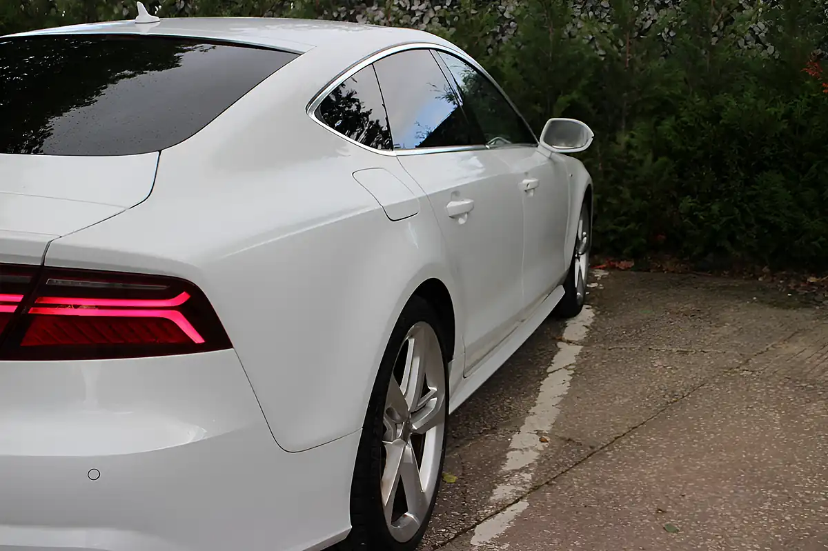 Used 2015 Audi A7 S Line White - Interior and Exterior details 9
