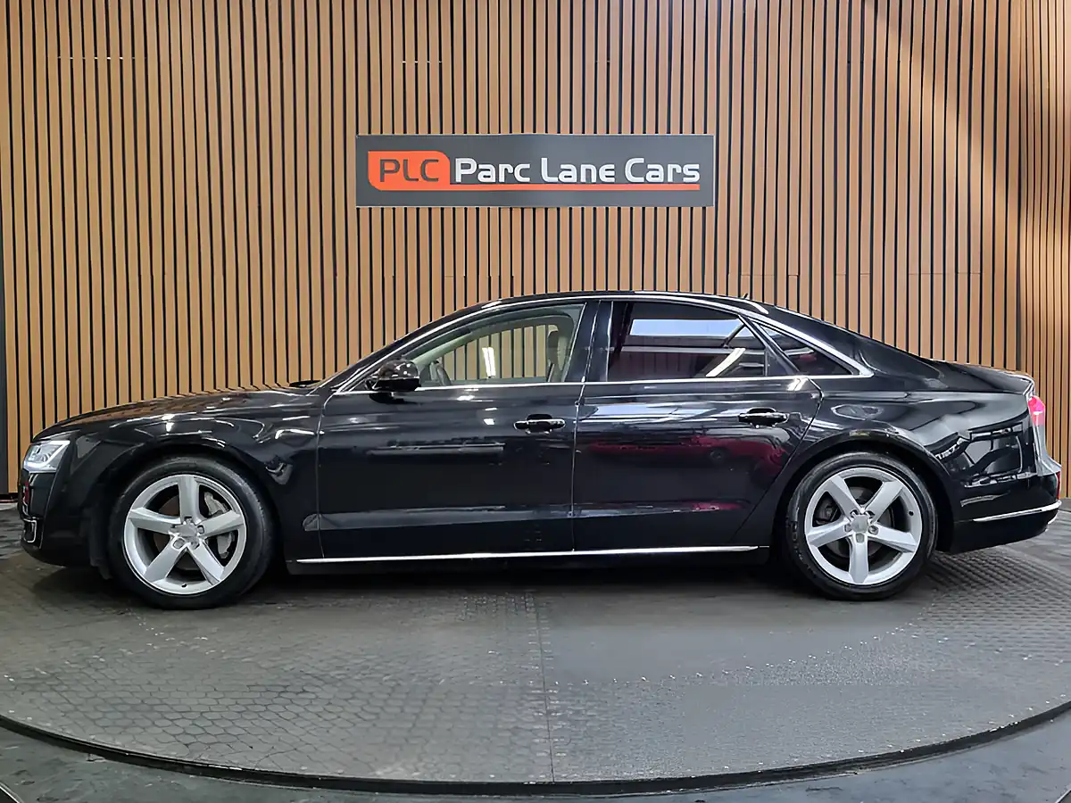 Used 2015 Audi A8 Se Executive Phantom Black Pearl - Interior and Exterior details 4