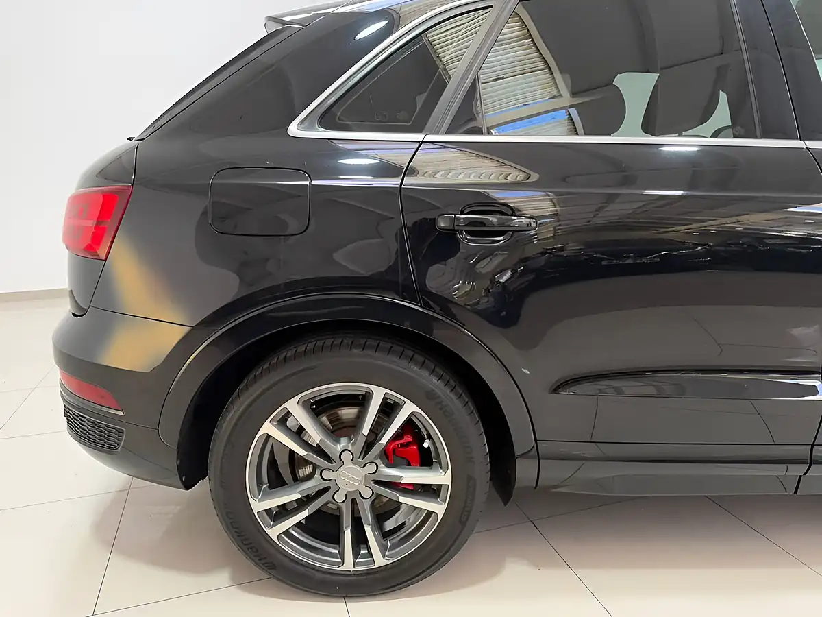 Used 2015 Audi Q3 S Line Black - Interior and Exterior details 10