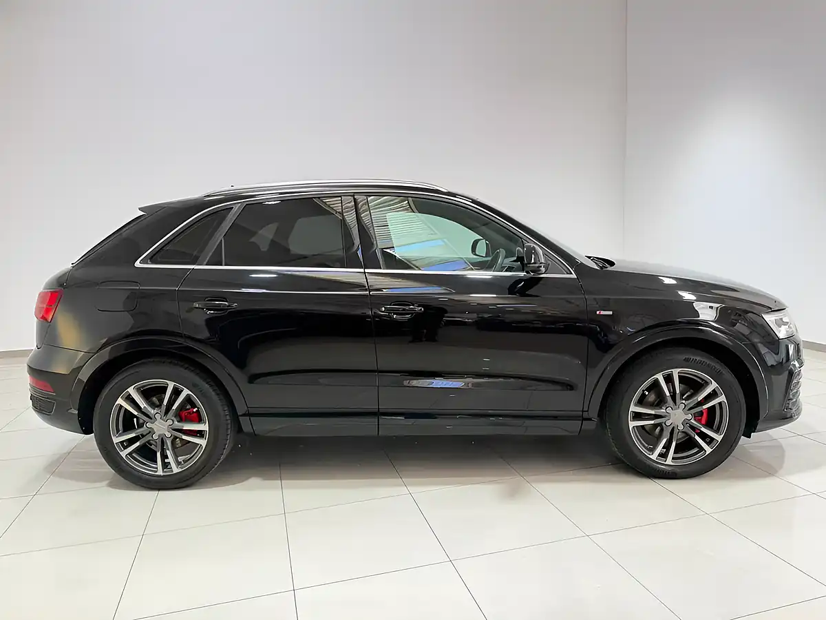 Used 2015 Audi Q3 S Line Black - Interior and Exterior details 11