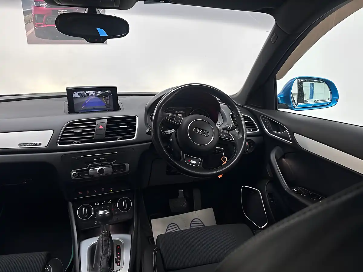 Used 2015 Audi Q3 S Line Blue - Interior and Exterior details 15