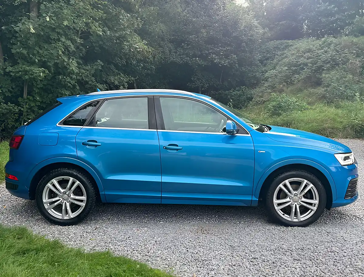 Used 2015 Audi Q3 S Line Hainan Blue - Interior and Exterior details 2