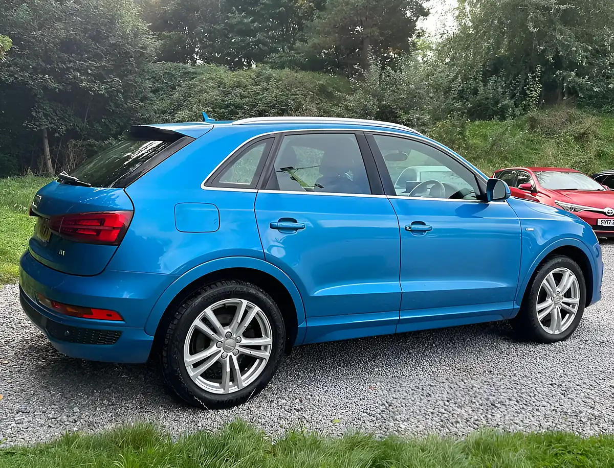 Used 2015 Audi Q3 S Line Hainan Blue - Interior and Exterior details 3