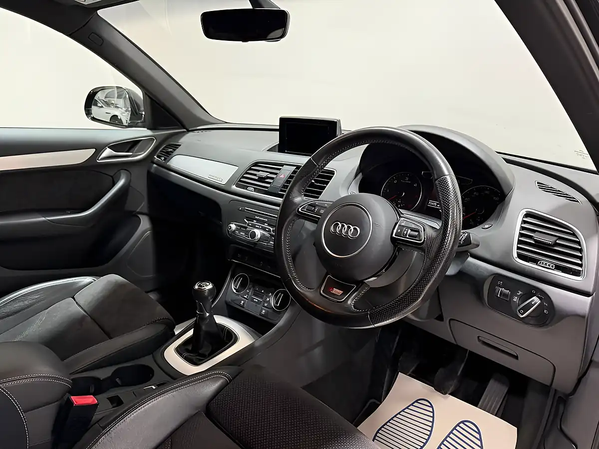 Used 2015 Audi Q3 S Line Plus Black - Interior and Exterior details 13