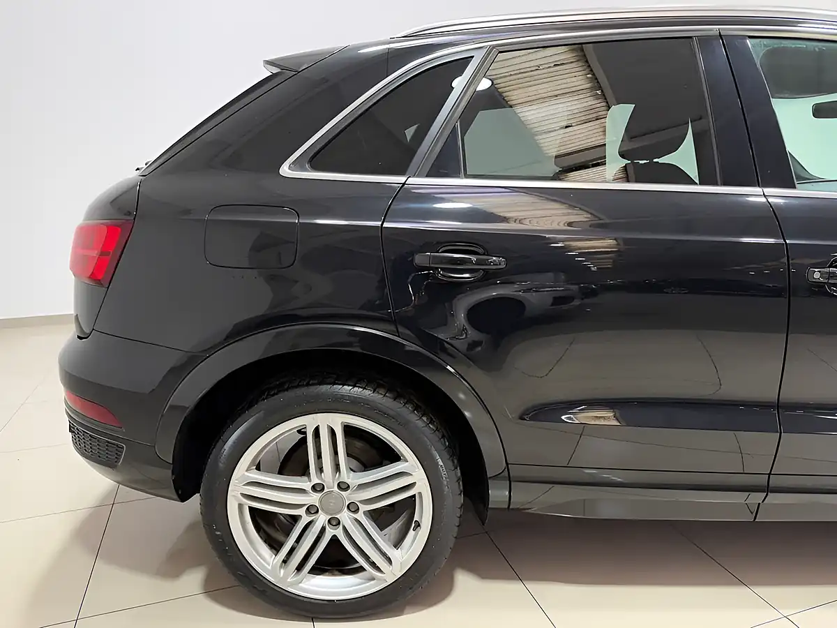 Used 2015 Audi Q3 S Line Plus Black - Interior and Exterior details 9