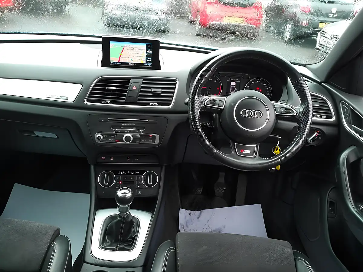 Used 2015 Audi Q3 S Line Plus Blue - Interior and Exterior details 16