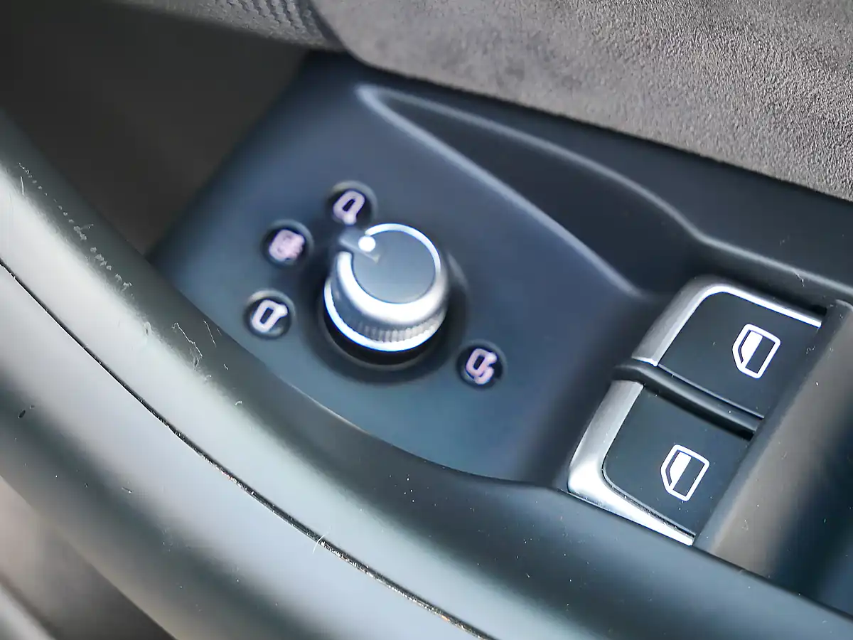 Used 2015 Audi Q3 S Line Plus Daytona Grey Metallic - Interior and Exterior details 15