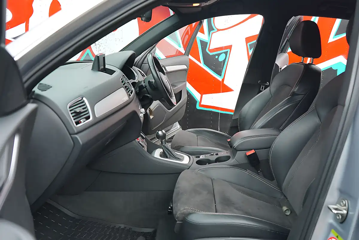 Used 2015 Audi Q3 S Line Plus Silver - Interior and Exterior details 15