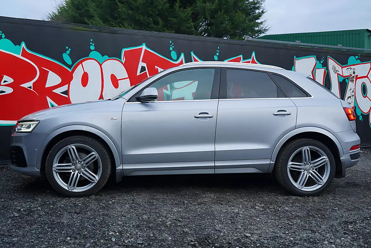 Used 2015 Audi Q3 S Line Plus Silver - Interior and Exterior details 9