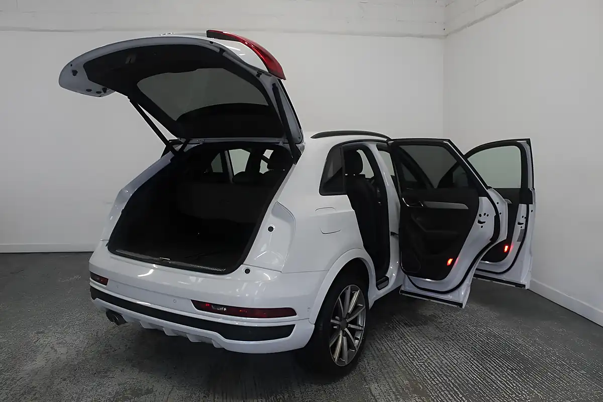 Used 2015 Audi Q3 S Line Plus White - Interior and Exterior details 11