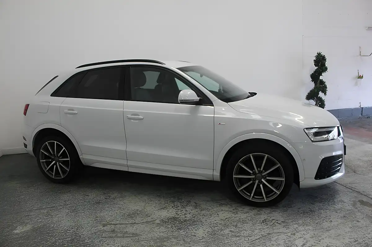 Used 2015 Audi Q3 S Line Plus White - Interior and Exterior details 3