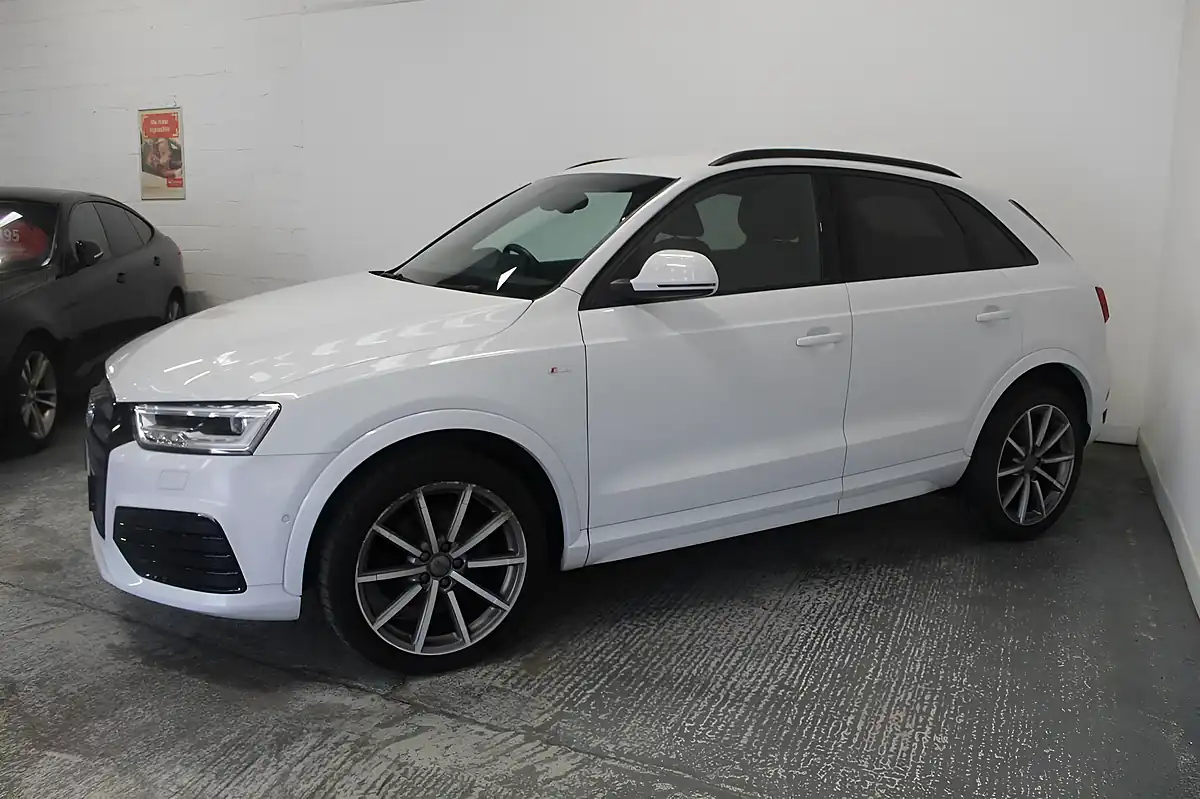 Used 2015 Audi Q3 S Line Plus White - Interior and Exterior details 4