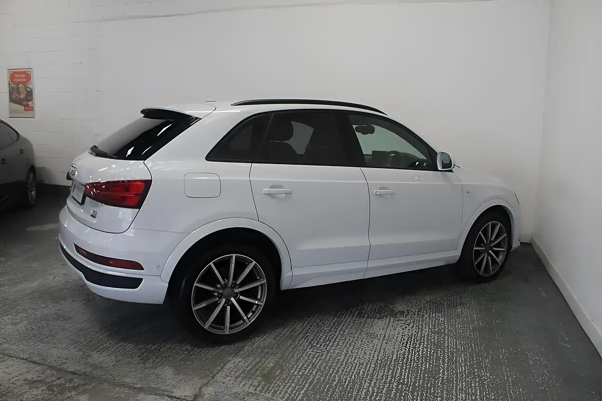 Used 2015 Audi Q3 S Line Plus White - Interior and Exterior details 8
