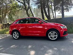 Used 2015 Audi Q3 S Line Red - Interior and Exterior details 4