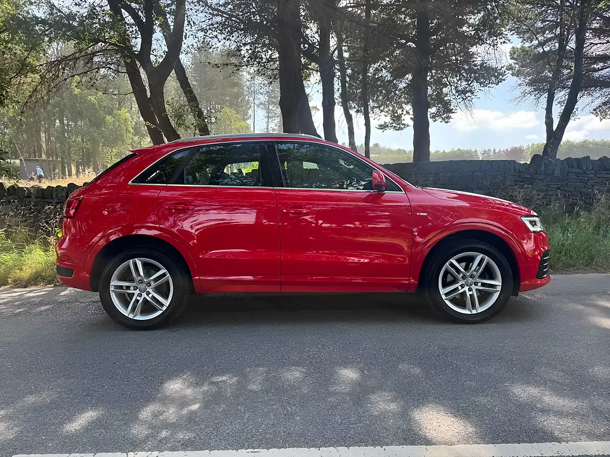 Used 2015 Audi Q3 S Line Red - Interior and Exterior details 5