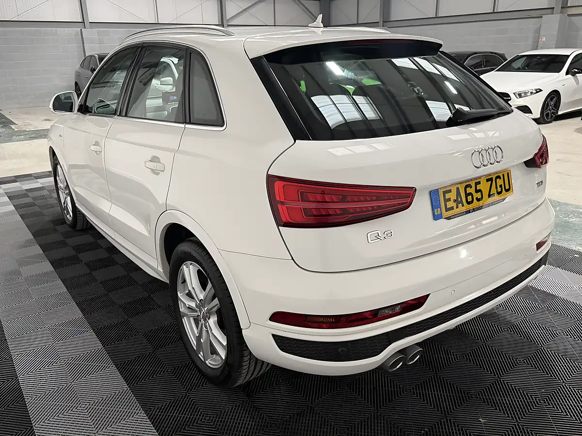 Used 2015 Audi Q3 S Line White - Interior and Exterior details 4