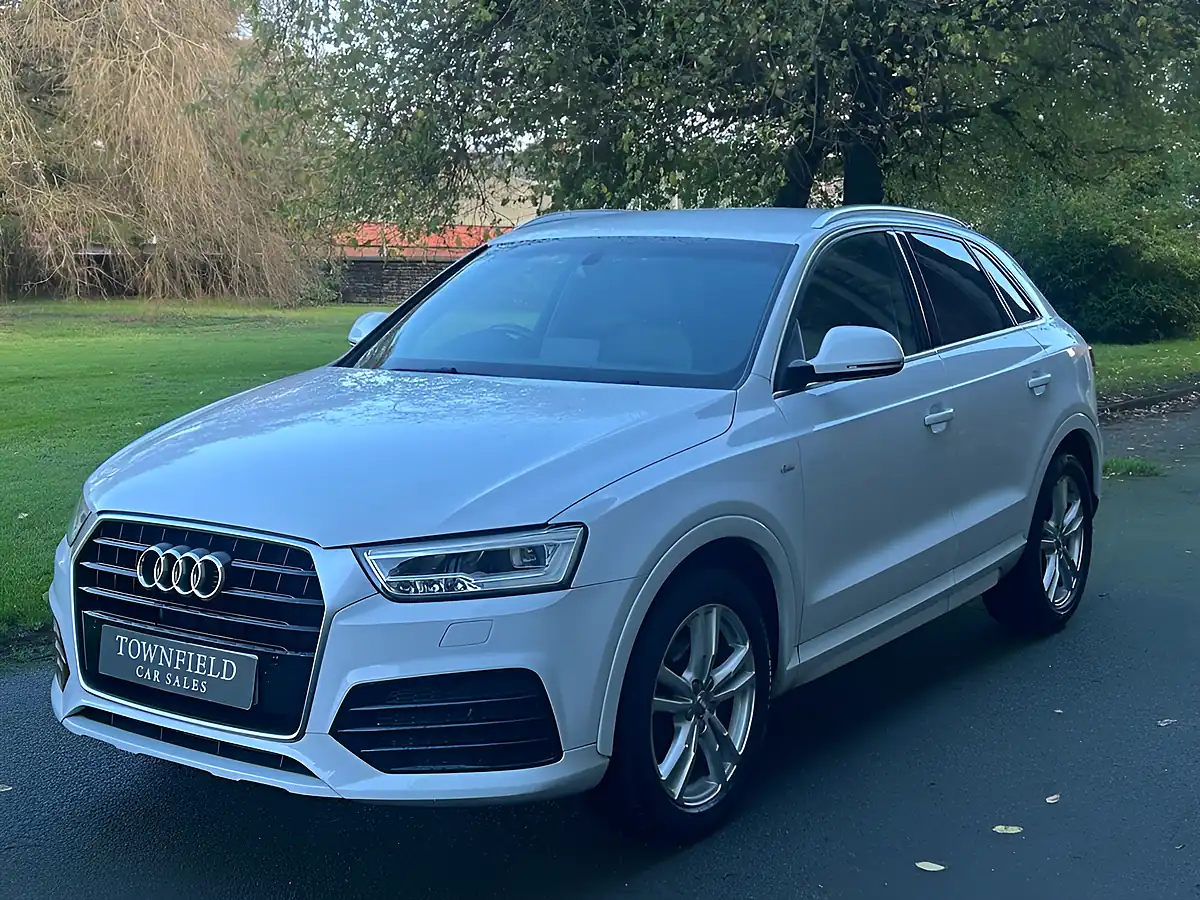 Used 2015 Audi Q3 S Line White - Interior and Exterior details 3