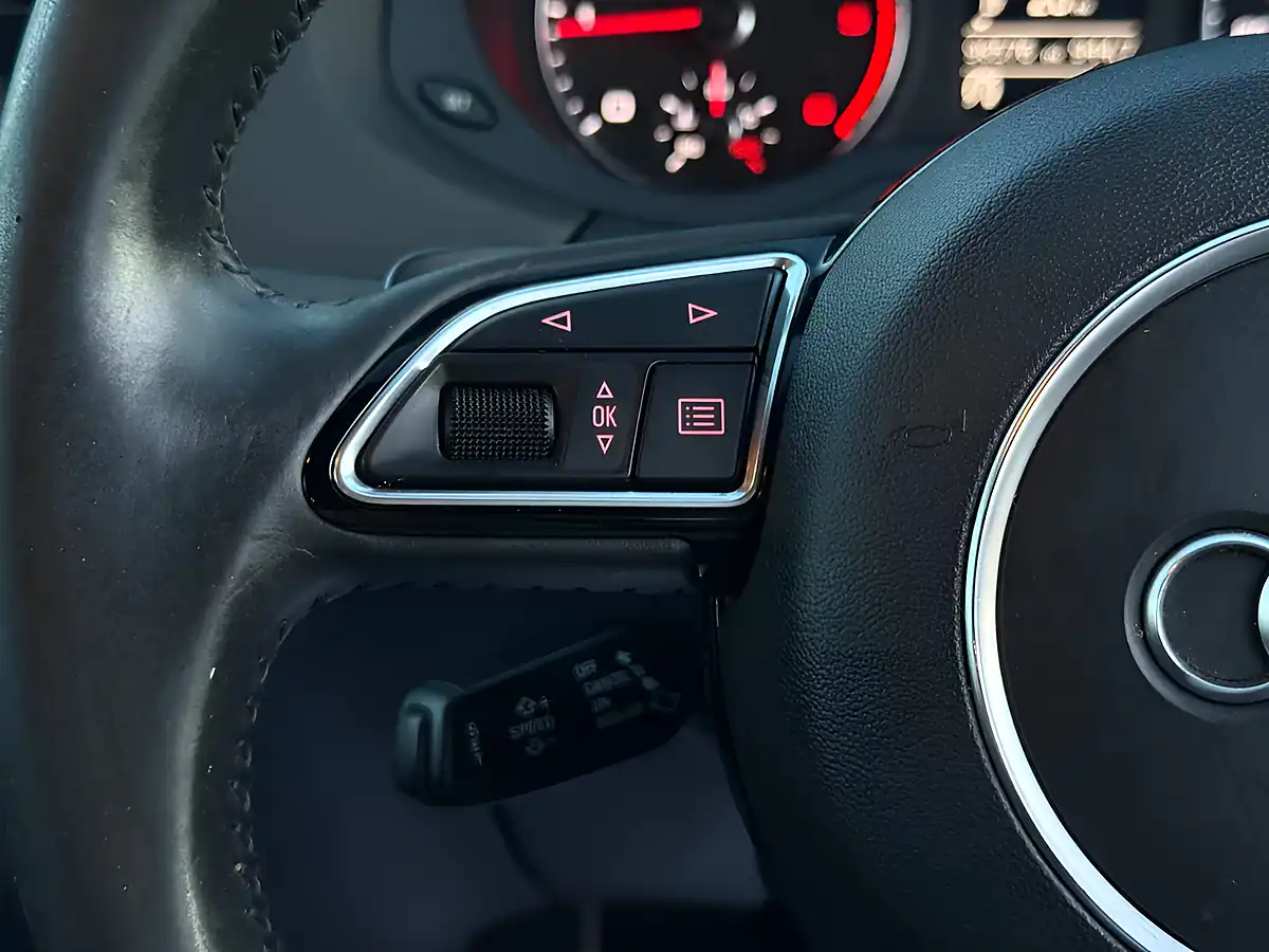 Used 2015 Audi Q3 Se Black - Interior and Exterior details 19