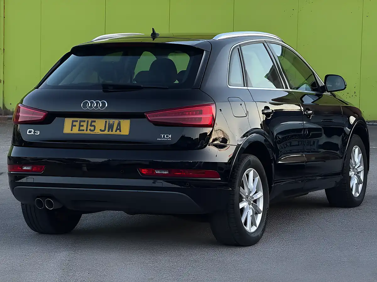 Used 2015 Audi Q3 Se Black - Interior and Exterior details 4