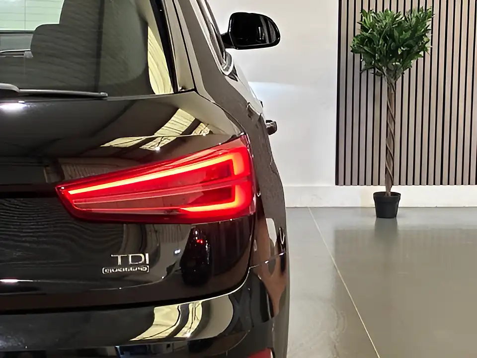 Used 2015 Audi Q3 Se Black - Interior and Exterior details 19