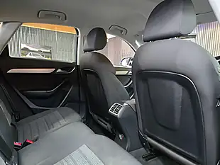 Used 2015 Audi Q3 Se Blue - Interior and Exterior details 19
