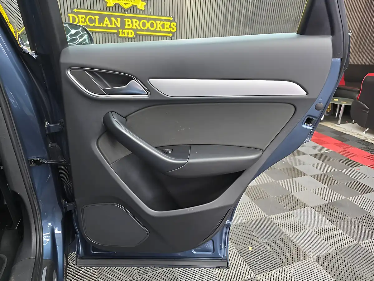 Used 2015 Audi Q3 Se Blue - Interior and Exterior details 20