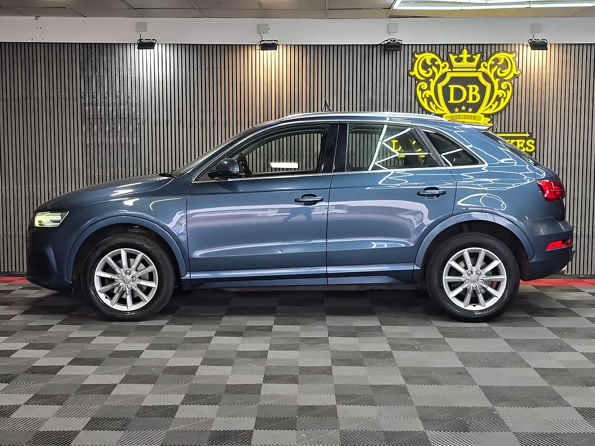 Used 2015 Audi Q3 Se Blue - Interior and Exterior details 6