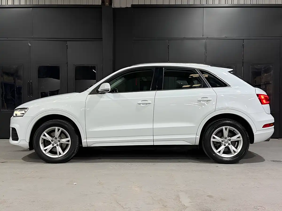 Used 2015 Audi Q3 Se White - Interior and Exterior details 14