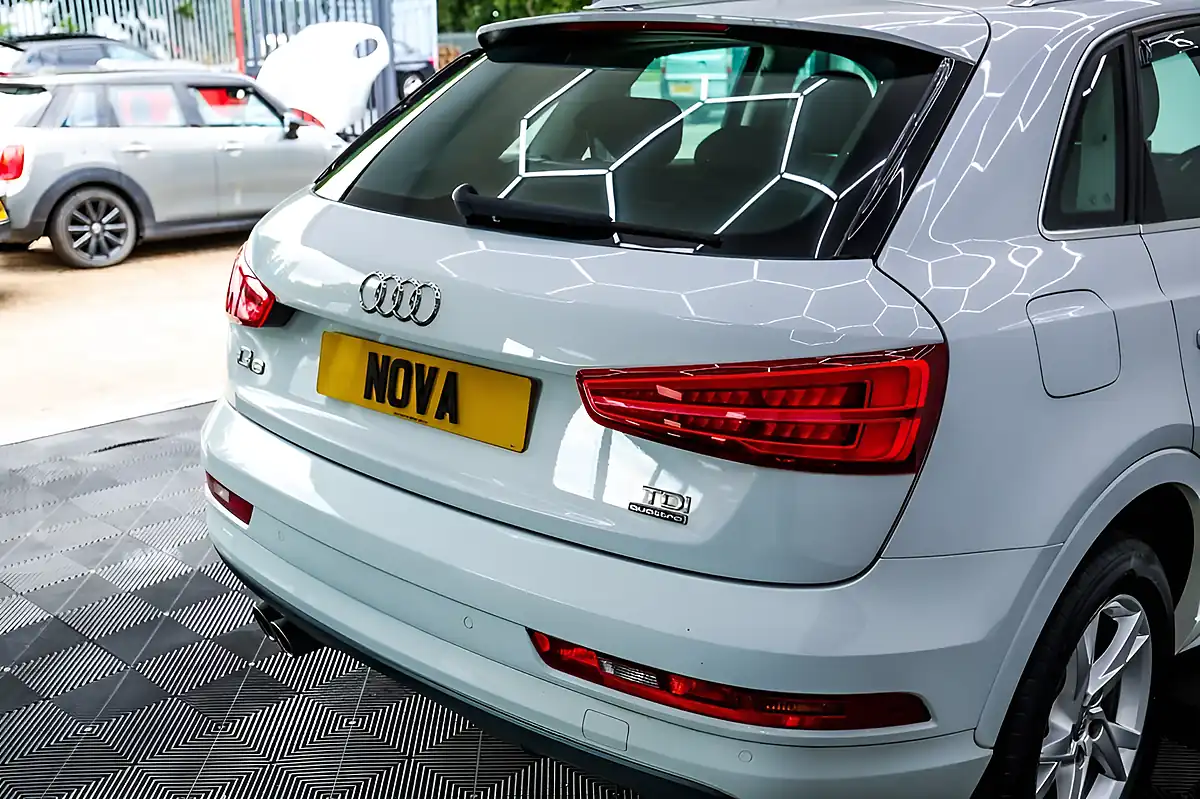 Used 2015 Audi Q3 Se White - Interior and Exterior details 10