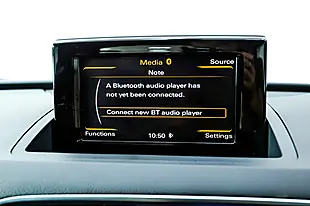 Used 2015 Audi Q3 Se White - Interior and Exterior details 16
