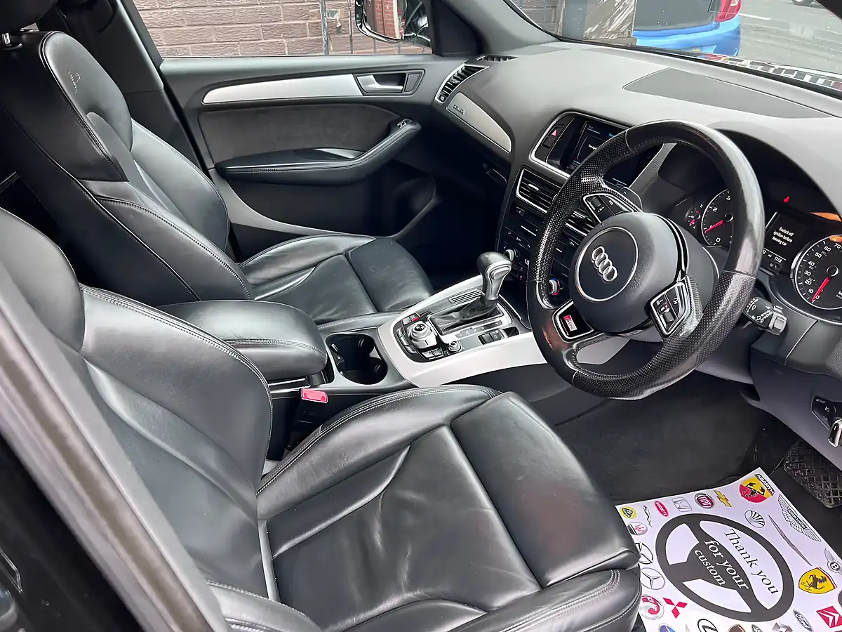 Used 2015 Audi Q5 S-Line Metallic Black - Interior and Exterior details 13