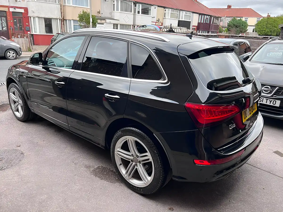 Used 2015 Audi Q5 S-Line Metallic Black - Interior and Exterior details 2