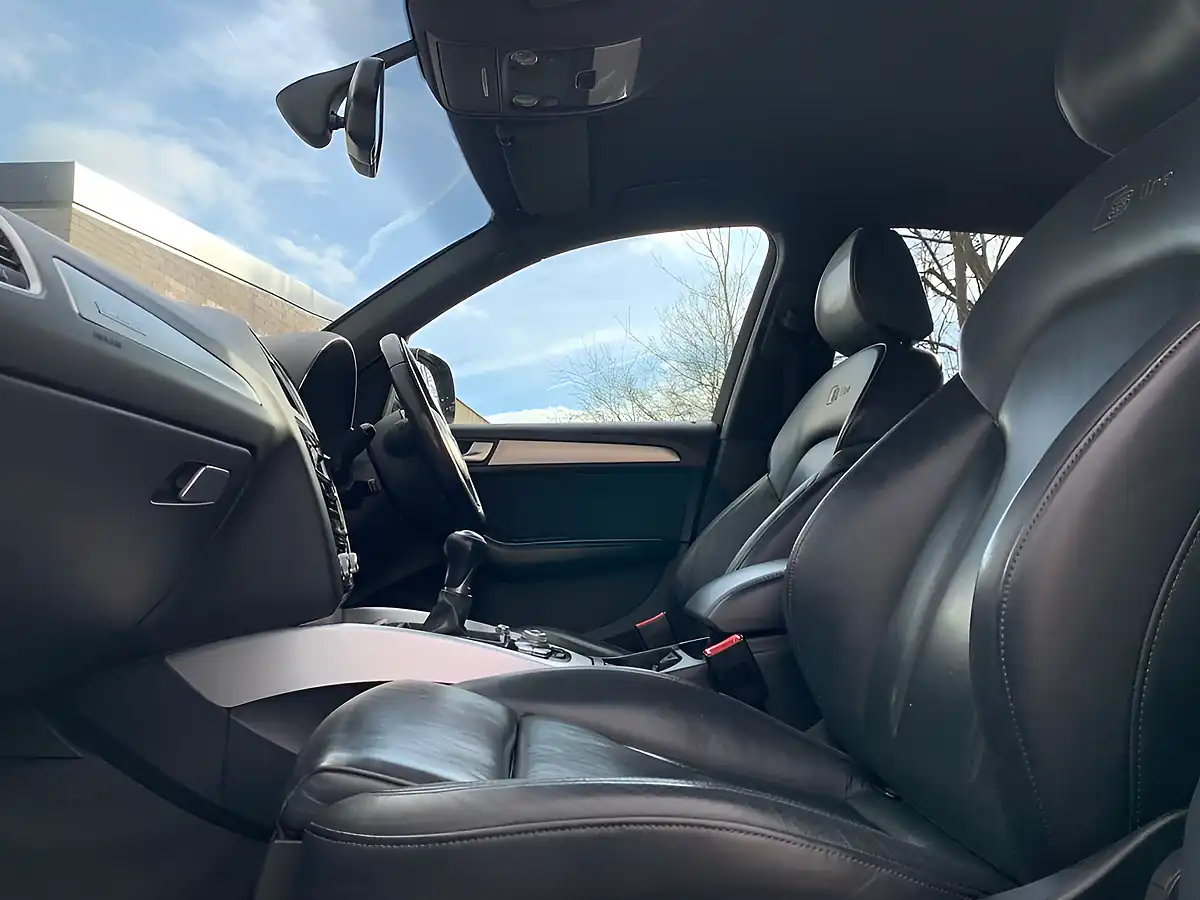 Used 2015 Audi Q5 S Line Plus Black - Interior and Exterior details 16