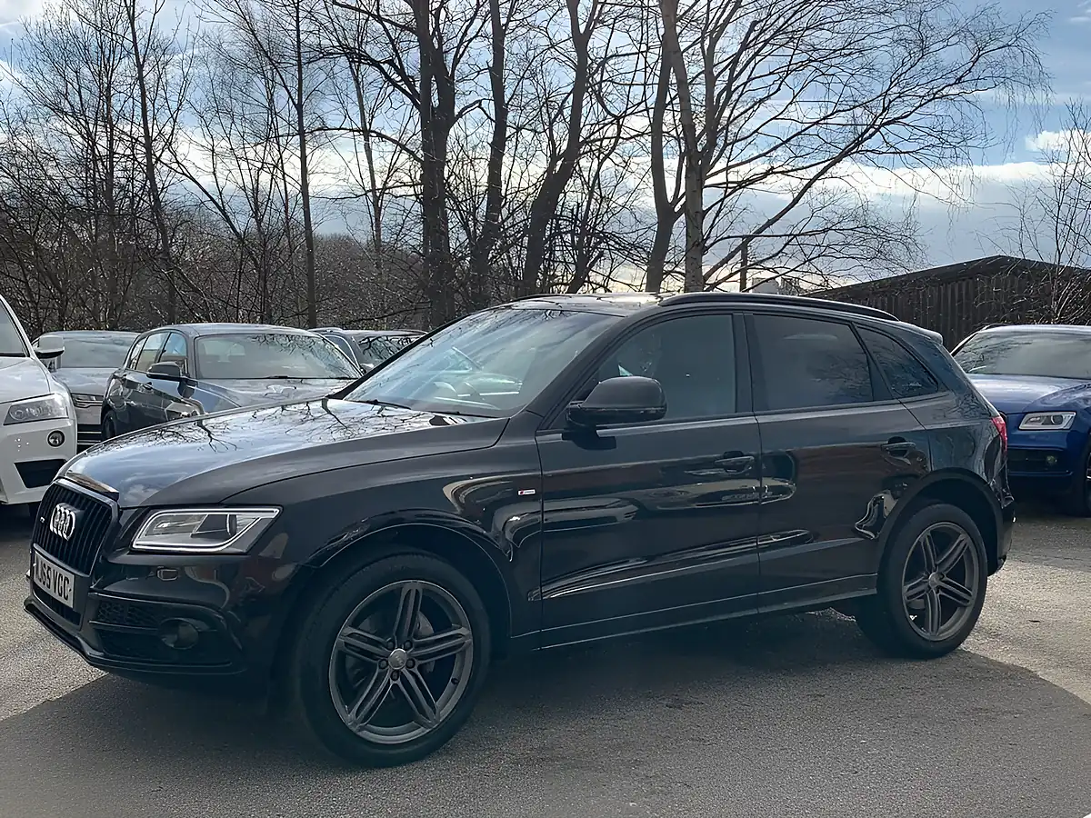 Used 2015 Audi Q5 S Line Plus Black - Interior and Exterior details 6