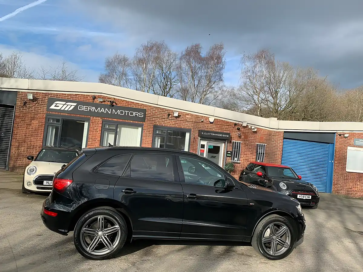 Used 2015 Audi Q5 S Line Plus Black - Interior and Exterior details 9