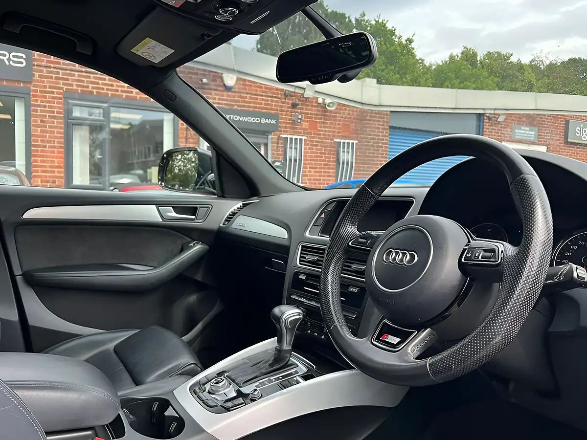 Used 2015 Audi Q5 S Line Plus Black - Interior and Exterior details 10