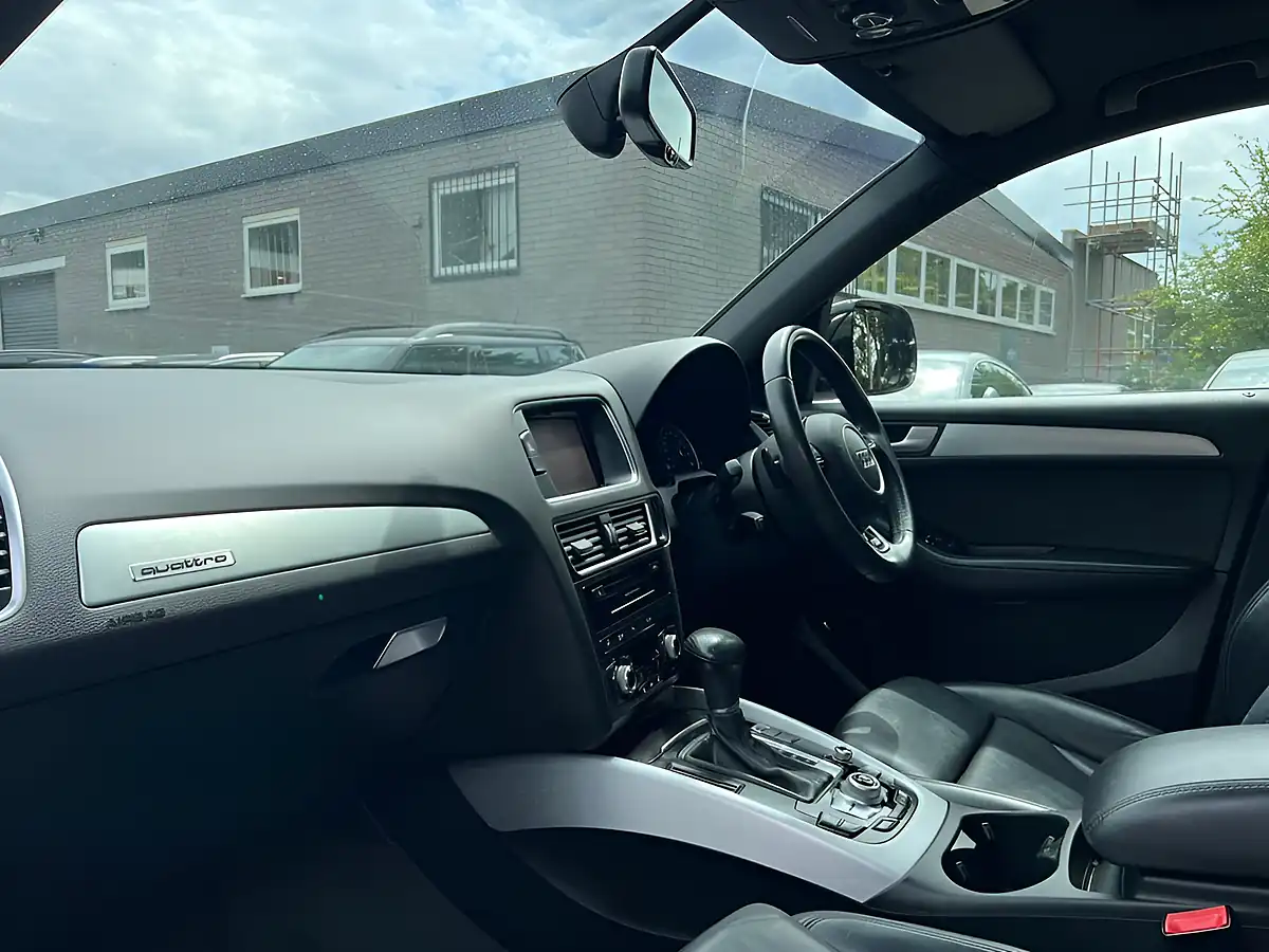 Used 2015 Audi Q5 S Line Plus Black - Interior and Exterior details 12