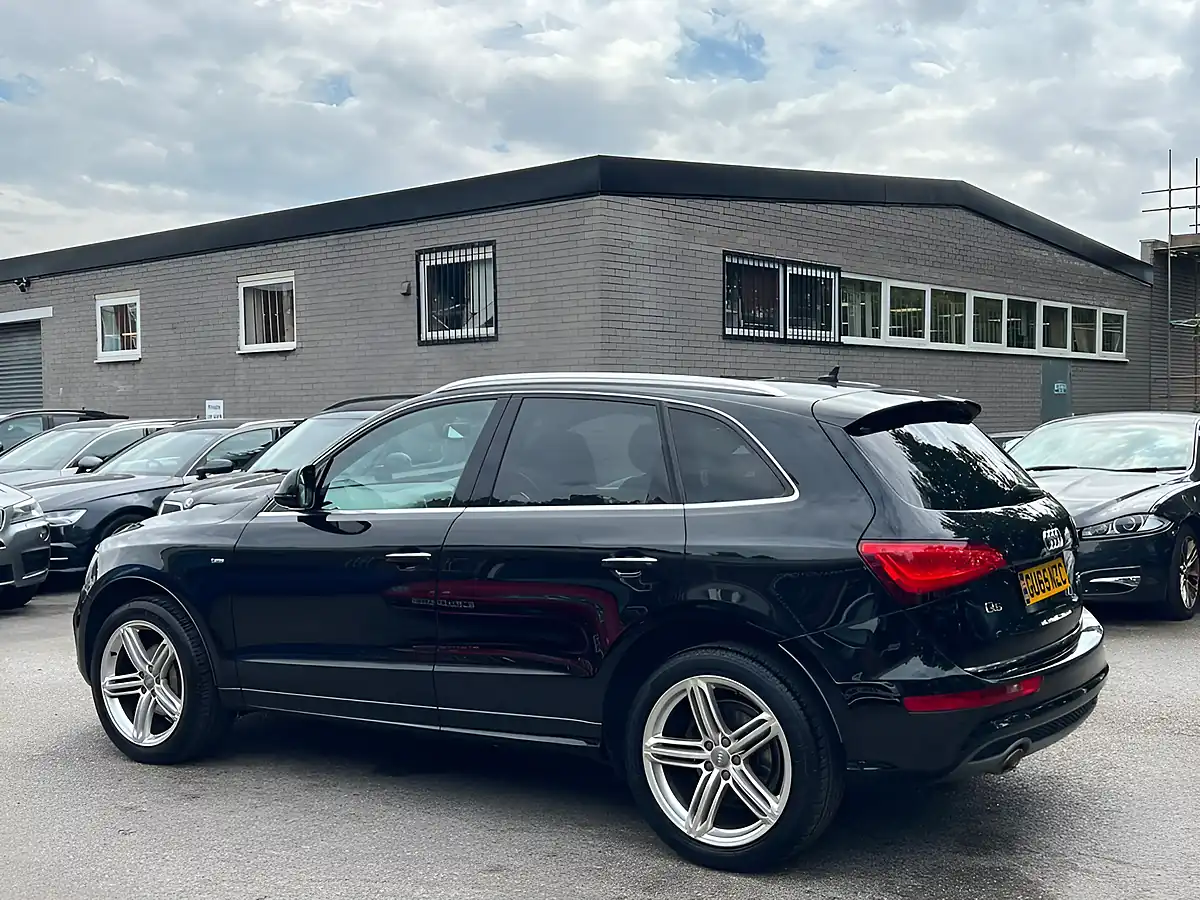 Used 2015 Audi Q5 S Line Plus Black - Interior and Exterior details 5