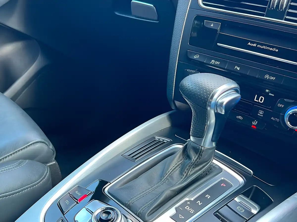 Used 2015 Audi Q5 S Line Plus Blue - Interior and Exterior details 11