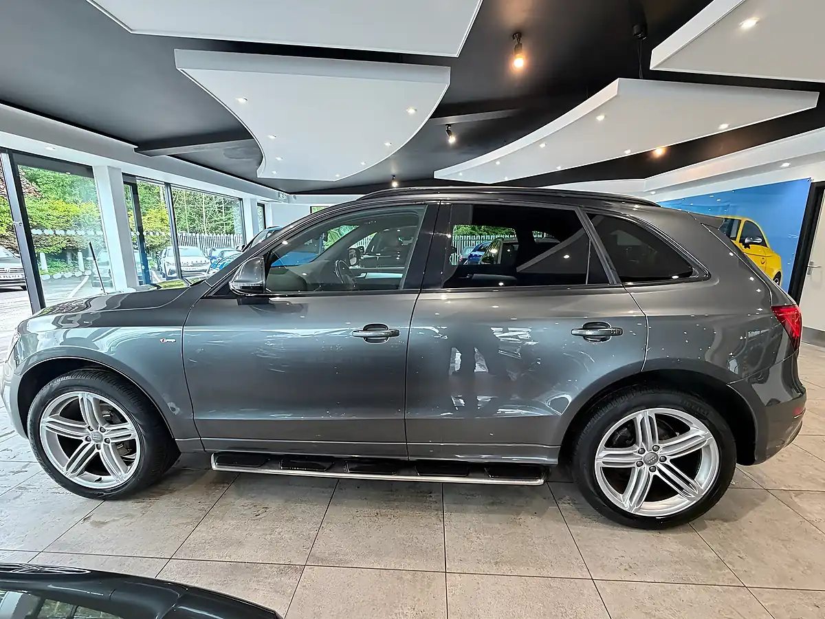Used 2015 Audi Q5 S Line Plus Grey - Interior and Exterior details 4
