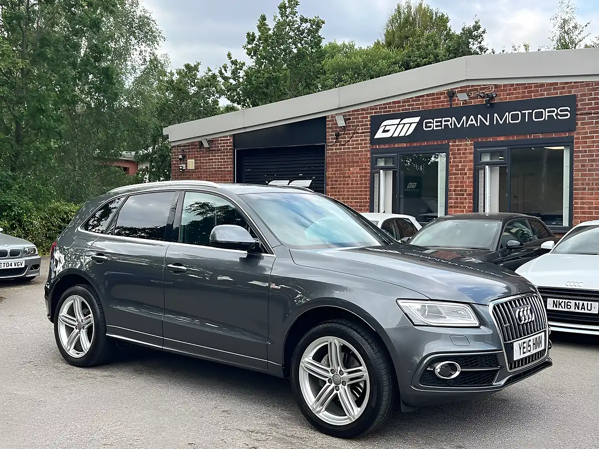 Used 2015 Audi Q5 S Line Plus Grey - Front View